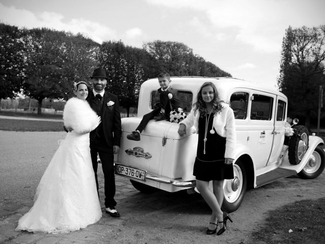 Le mariage de Julien et Edwige à La Villeneuve-en-Chevrie, Yvelines 36