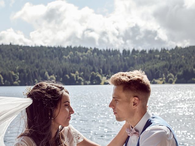 Le mariage de Thomas et Emilie à Brives-Charensac, Haute-Loire 3