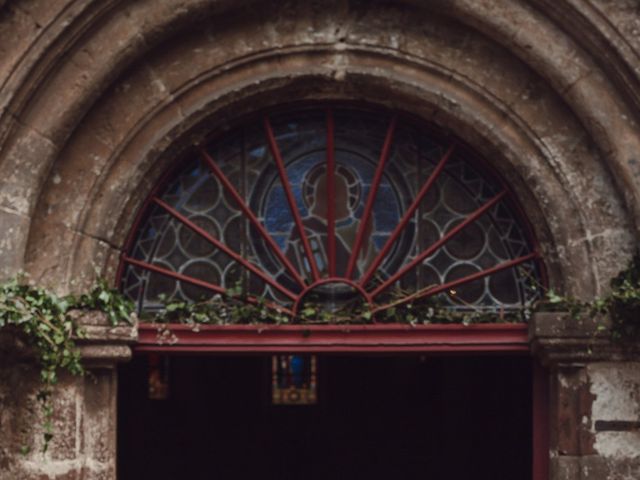 Le mariage de Thomas et Emilie à Brives-Charensac, Haute-Loire 11