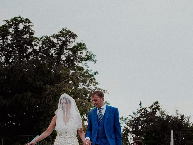 Le mariage de Loic et Karen à Le Coudray-Montceaux, Essonne 37