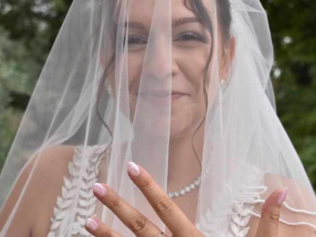 Le mariage de Loic et Karen à Le Coudray-Montceaux, Essonne 43