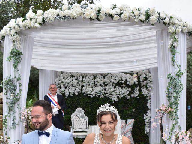 Le mariage de Loic et Karen à Le Coudray-Montceaux, Essonne 44