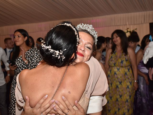 Le mariage de Loic et Karen à Le Coudray-Montceaux, Essonne 60