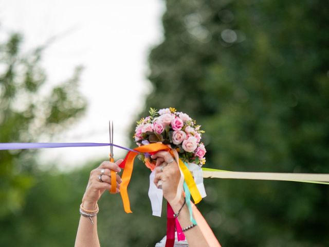 Le mariage de Anthony et Laetitia à Saint-Symphorien-sur-Coise, Rhône 21