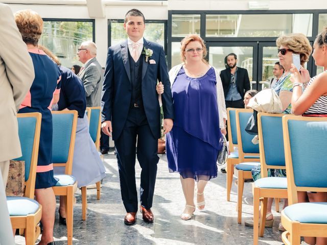 Le mariage de Jérémy et Élodie à La Chapelle-Réanville, Eure 70