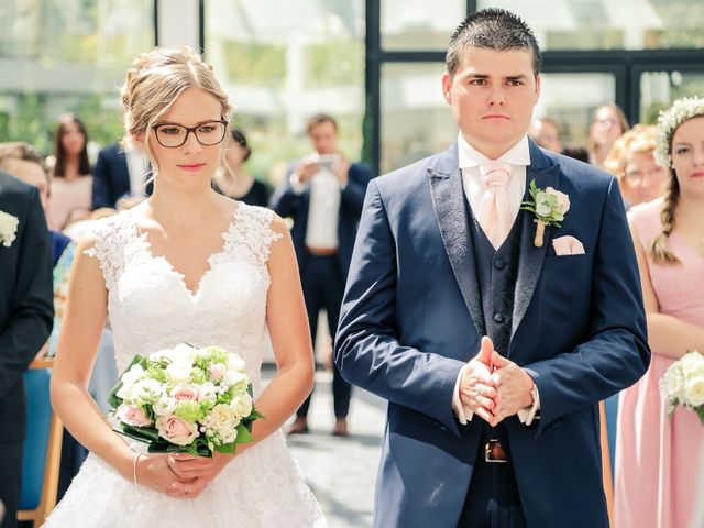 Le mariage de Jérémy et Élodie à La Chapelle-Réanville, Eure 79