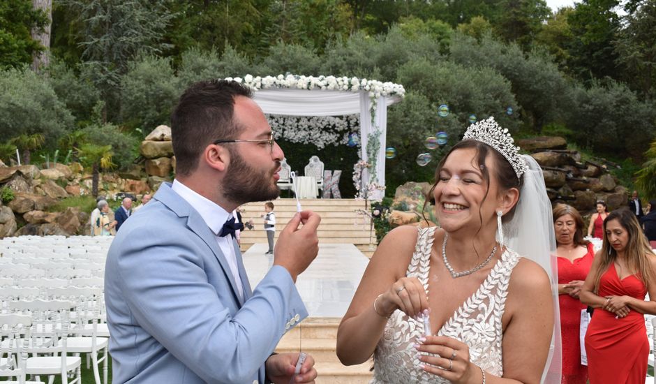 Le mariage de Loic et Karen à Le Coudray-Montceaux, Essonne