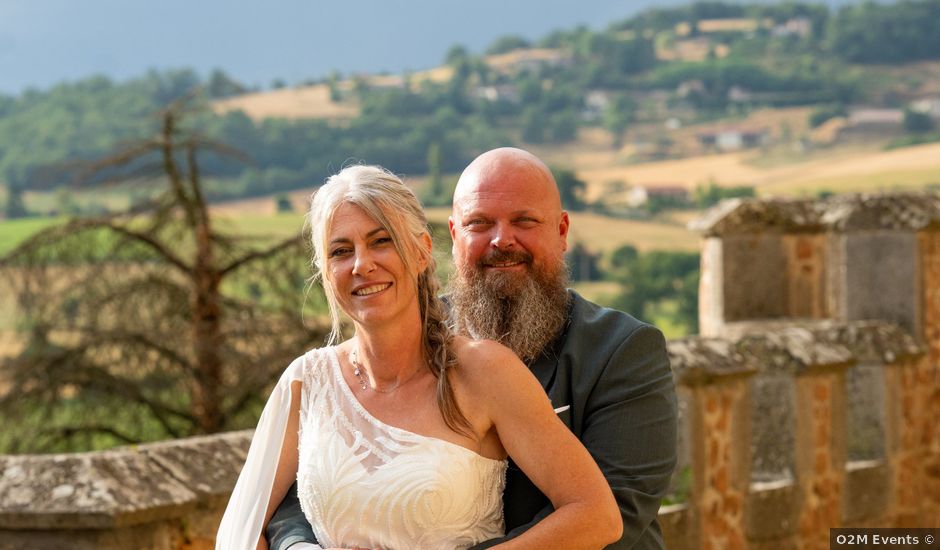 Le mariage de Anthony et Laetitia à Saint-Symphorien-sur-Coise, Rhône