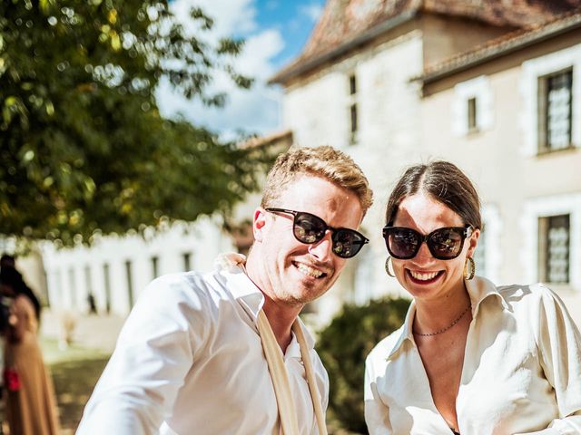 Le mariage de Alexandre et Gaëlla à Saint-Léon-sur-l&apos;Isle, Dordogne 7