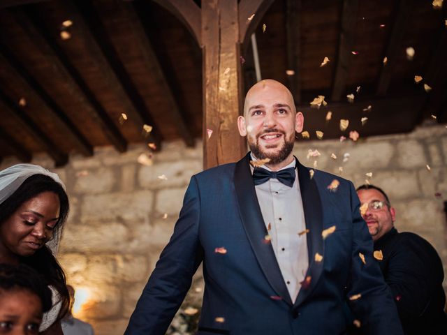 Le mariage de Alexandre et Gaëlla à Saint-Léon-sur-l&apos;Isle, Dordogne 14