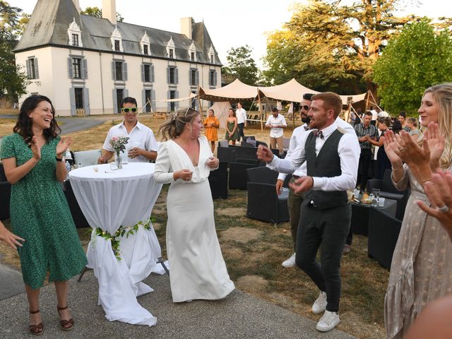 Le mariage de Aurélien et Sacha à Maxent, Ille et Vilaine 48