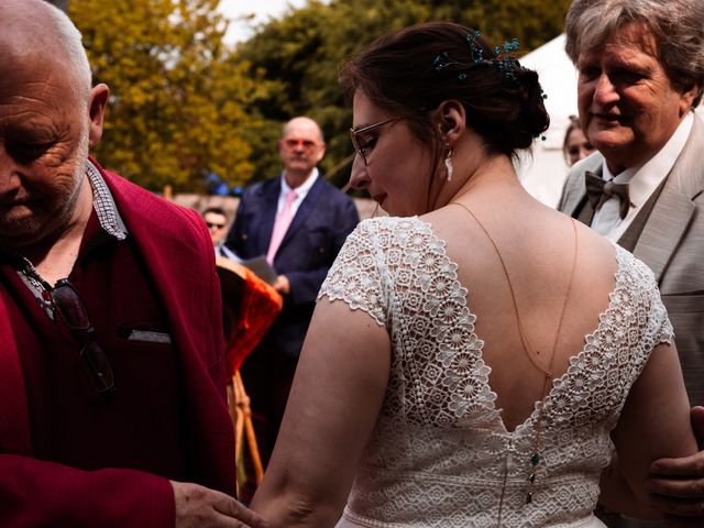 Le mariage de Alain et Hélène à Foufflin-Ricametz, Pas-de-Calais 17