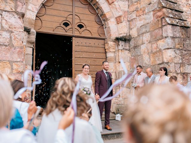 Le mariage de Ludovic et Lucile à Vallon-en-Sully, Allier 2