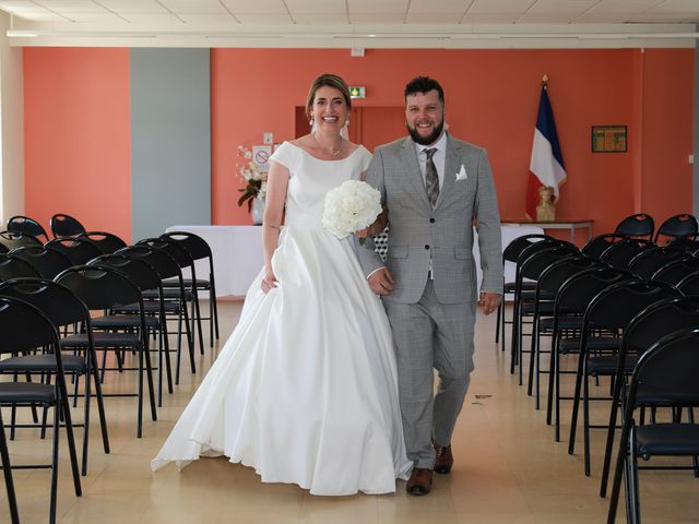 Le mariage de Rudolf et Marie à Saint-Nicolas-d'Aliermont, Seine-Maritime 24