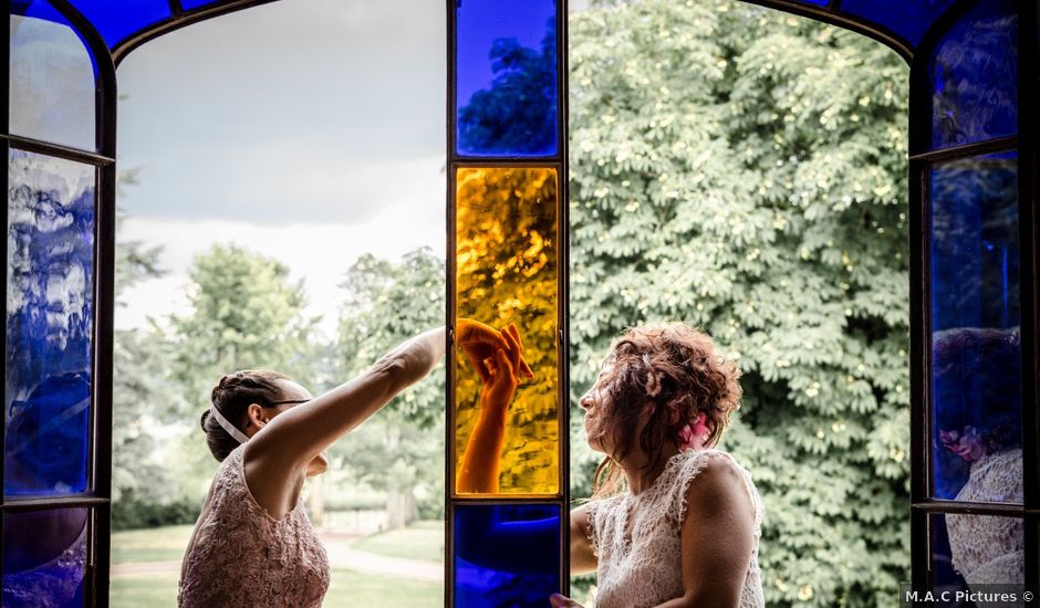 Le mariage de Sophie et Caroline à Cordelle, Loire