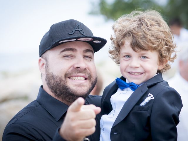 Le mariage de Sébastien et Jennifer à Marseillan, Hérault 6