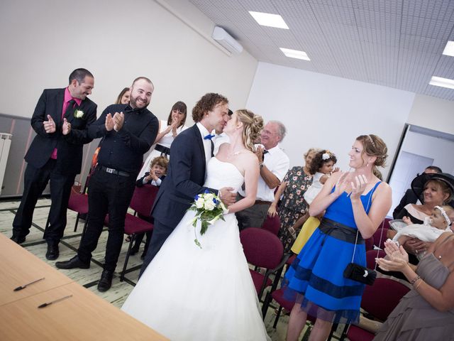 Le mariage de Sébastien et Jennifer à Marseillan, Hérault 44