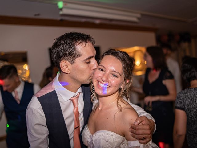 Le mariage de Alexandre et Molly à Saignon, Vaucluse 907