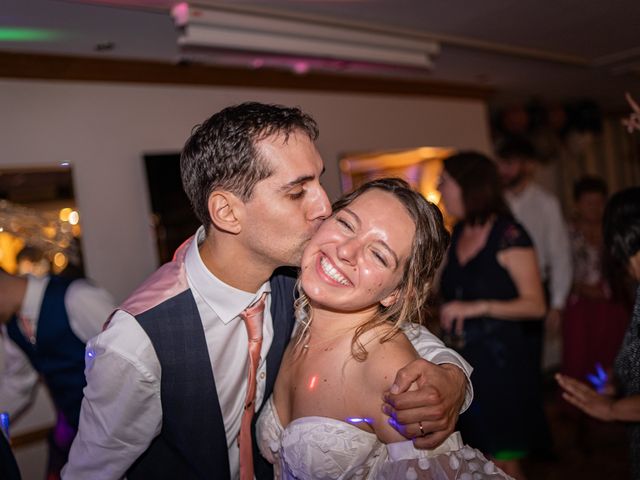 Le mariage de Alexandre et Molly à Saignon, Vaucluse 909