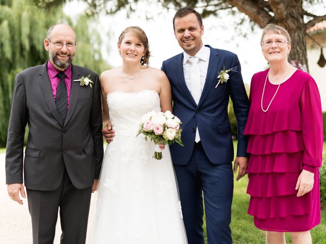 Le mariage de Jérémy et Claire à Sainte-Bazeille, Lot-et-Garonne 100