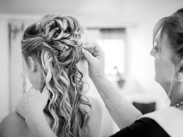 Le mariage de Sébastien et Jennifer à Marseillan, Hérault 9