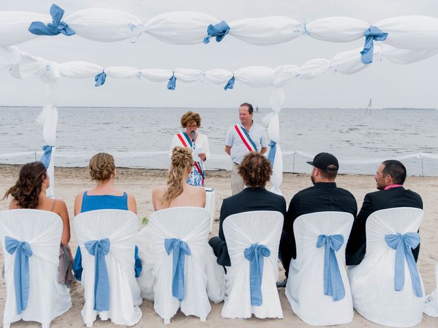 Le mariage de Sébastien et Jennifer à Marseillan, Hérault 60