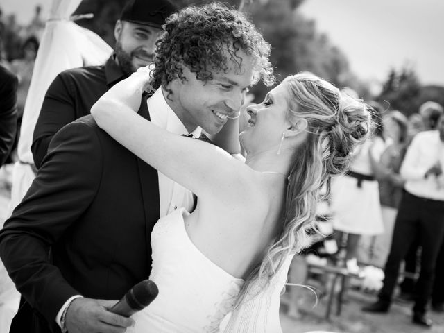 Le mariage de Sébastien et Jennifer à Marseillan, Hérault 67