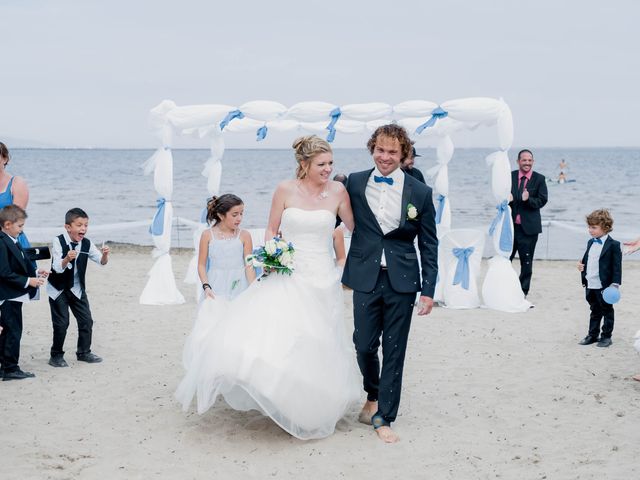 Le mariage de Sébastien et Jennifer à Marseillan, Hérault 75
