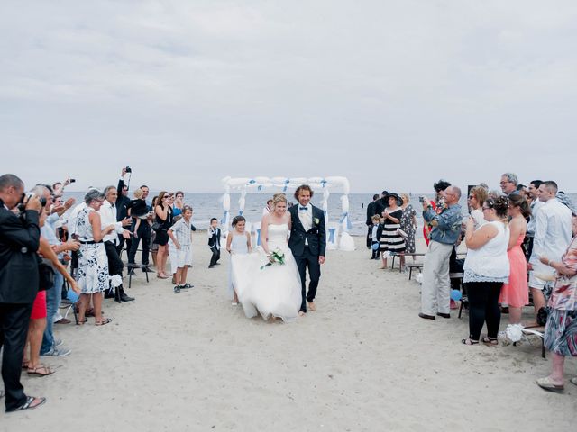 Le mariage de Sébastien et Jennifer à Marseillan, Hérault 76