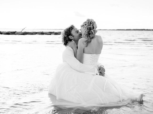 Le mariage de Sébastien et Jennifer à Marseillan, Hérault 173