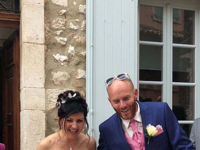 Le mariage de Alexandre et Nathalie   à Ventabren, Bouches-du-Rhône 5