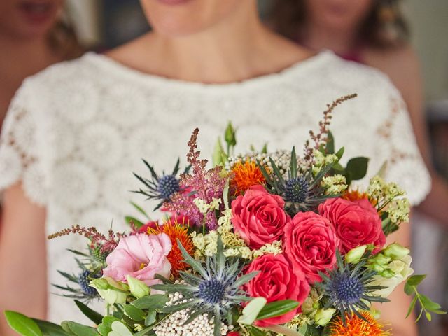 Le mariage de Alexandre et Caroline à Dijon, Côte d&apos;Or 4