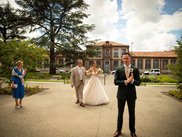 Le mariage de Clément et Estelle à Mondonville, Haute-Garonne 3