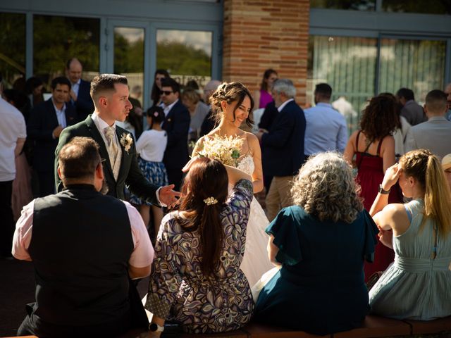 Le mariage de Clément et Estelle à Mondonville, Haute-Garonne 44