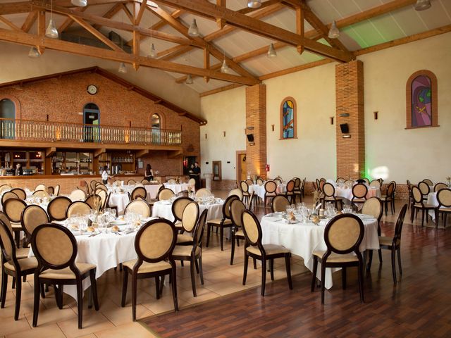 Le mariage de Clément et Estelle à Mondonville, Haute-Garonne 56