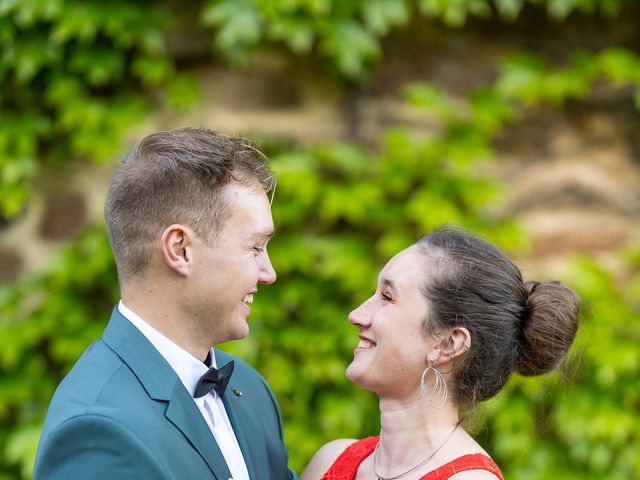 Le mariage de Pierre et Amandine à Cassagnes-Bégonhès, Aveyron 10
