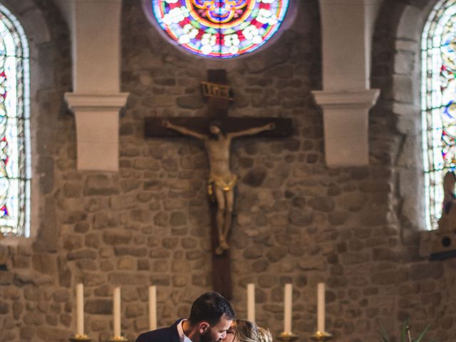 Le mariage de Julien et Aurore à Saint-Didier-en-Velay, Haute-Loire 12