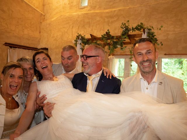 Le mariage de Sebastien et Karine à Vaudreuille, Haute-Garonne 77