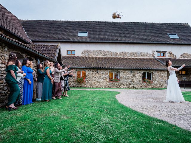 Le mariage de Thomas et Helene à Provins, Seine-et-Marne 23