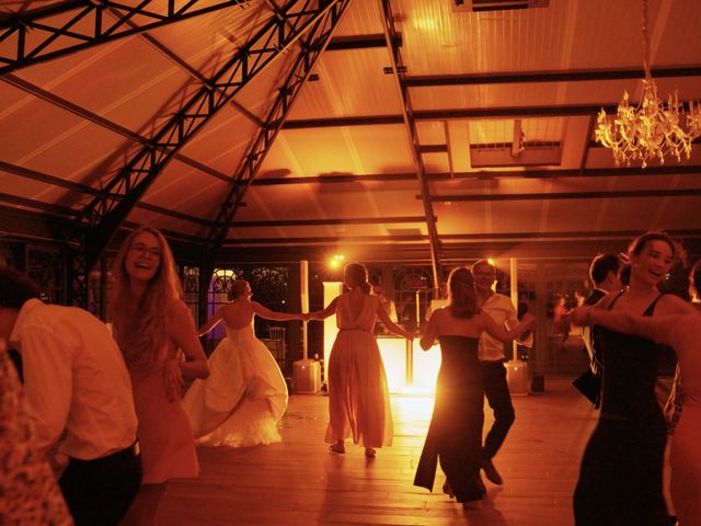 Le mariage de Alexis et Astrid à Percey, Yonne 32