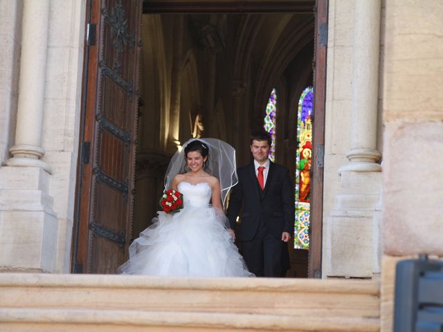 Le mariage de Caroline et Damascène à Fleurie, Rhône 6