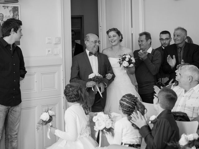 Le mariage de Julien et Marine à Irigny, Rhône 13
