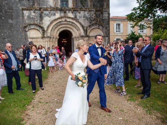 Le mariage de Jérémy et Eline à Le Douhet, Charente Maritime 103