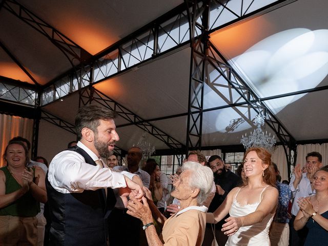 Le mariage de Benjamin et Madeli à Angers, Maine et Loire 121