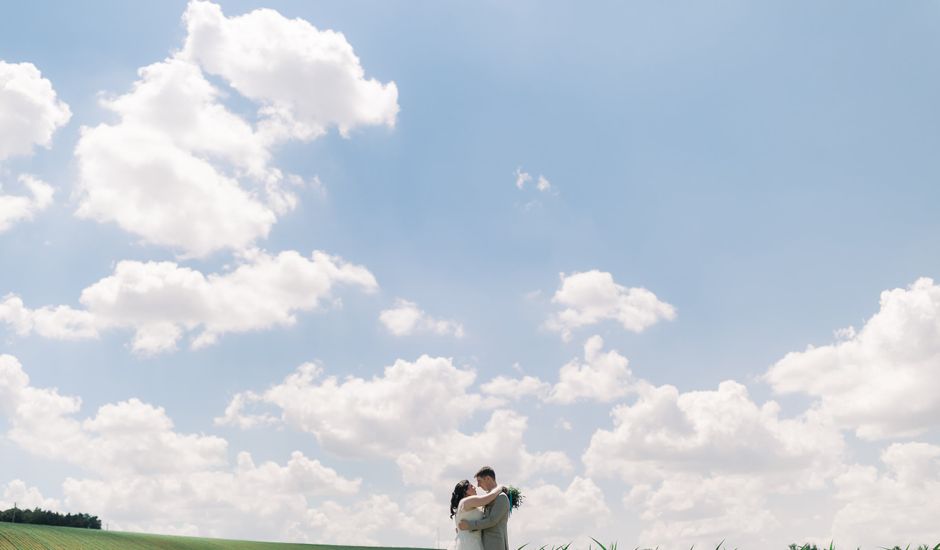 Le mariage de Loïc et Valérie à Saint-Martin-Lars-en-Sainte-Hermine, Vendée