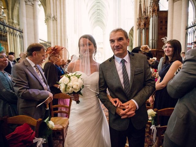 Le mariage de Alexandre et Bénédicte à Tours, Indre-et-Loire 12