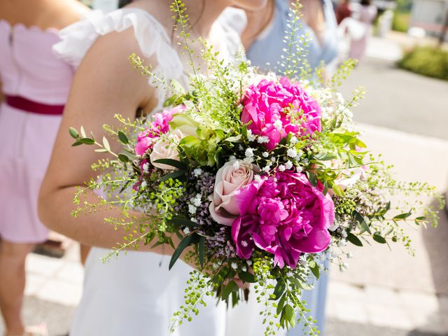 Le mariage de Mikaël et Charline à Cranves-Sales, Haute-Savoie 1