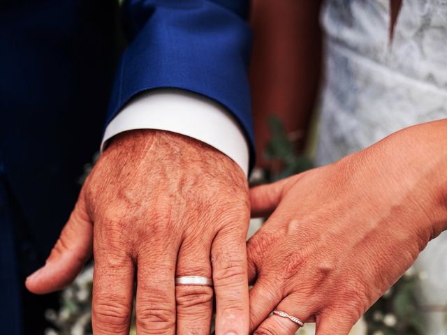 Le mariage de Julie et Dominique à Gosnay, Pas-de-Calais 14