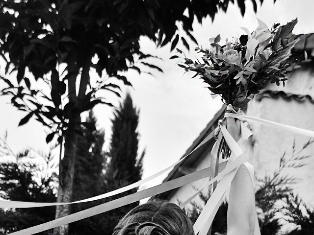 Le mariage de Loïc et Axelle à Champdieu, Loire 23