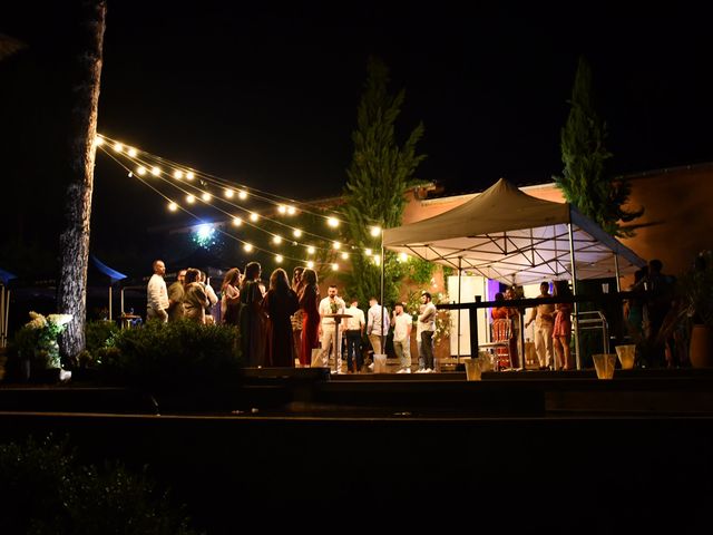 Le mariage de Loïc et Axelle à Champdieu, Loire 47